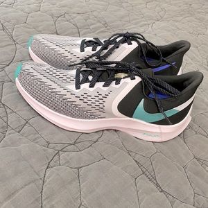 Nike women’s Zoom
